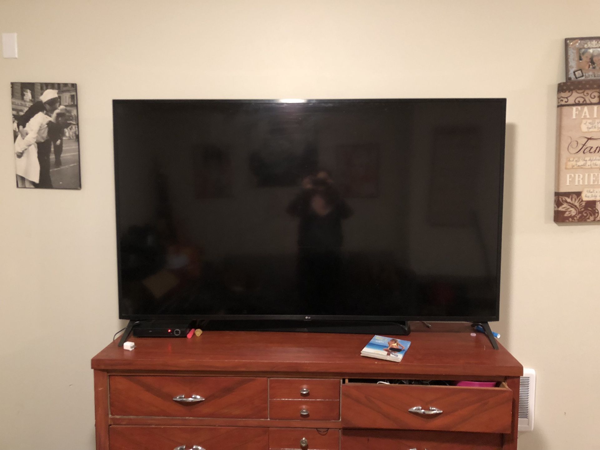 LG 70 Inch Class 4K HDR Smart LED TV 