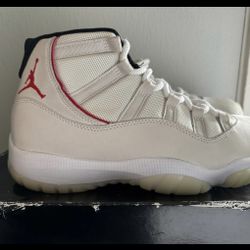 Air Jordan 11 (Platinum Tint) 