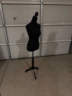 Female Mannequin