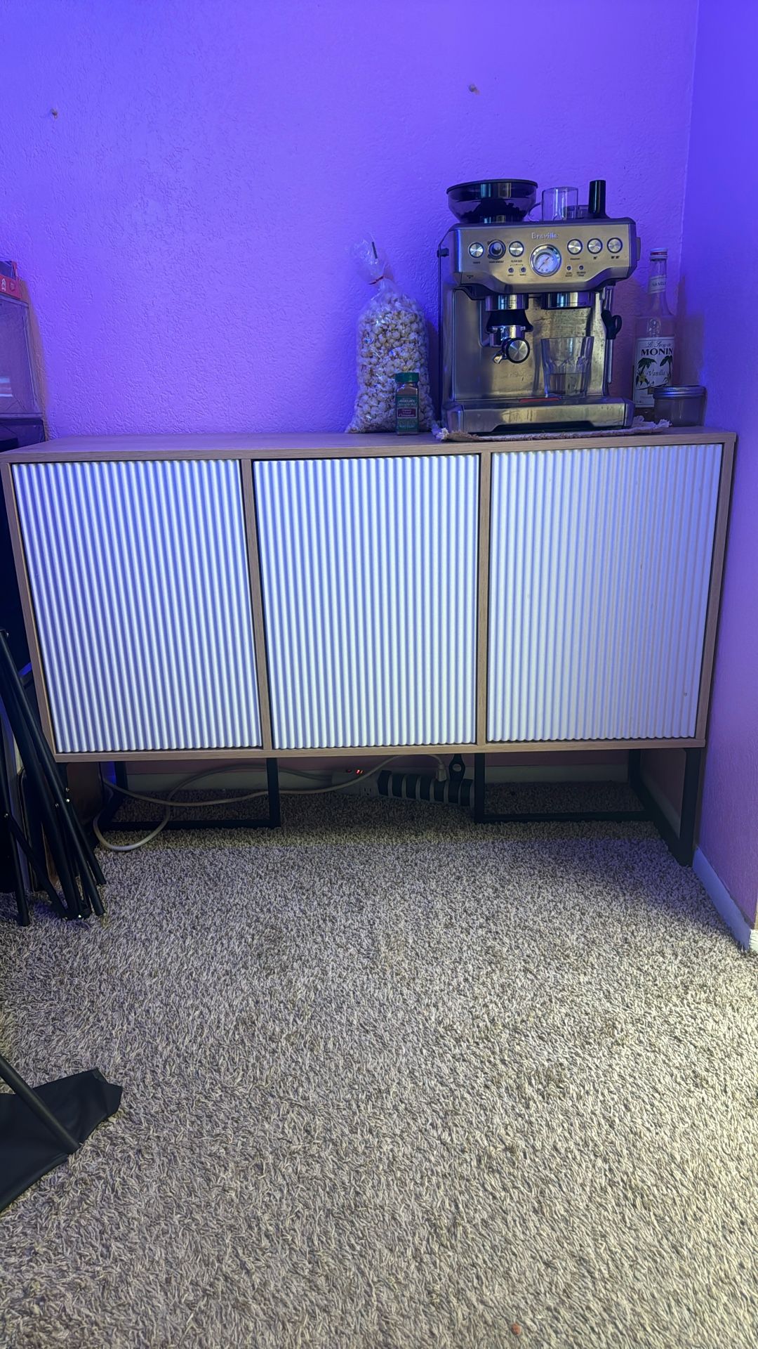 Cabinet Banquet Buffet