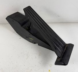 ELECTRIC ACCELERATOR GAS PEDAL BMW E38 740i E39 540i