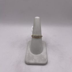 14kt Gold Diamond Engagement Style Ring 