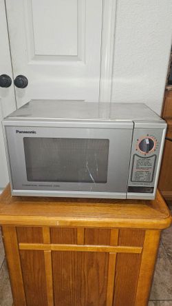 PANASONIC MICROWAVE MODEL NE 8021