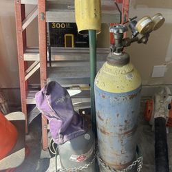Oxygen Acetylene Tank And Hose 