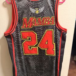 Kobe Bryant Mamba Legend Jersey 24 8 Snakeskin xl