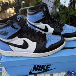 Nike Air Jordan 1 Retro High OG UNC Toe SIZE 9.5