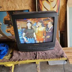 Vintage TV/VCR Combo 