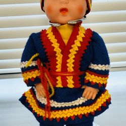 3 Norwegian Sami Dolls In Traditional Clothing.