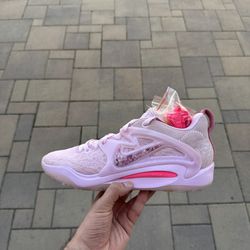 Nike KD15 Aunt Pearl size 9.5