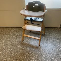 Adjustable Wooden Highchair 