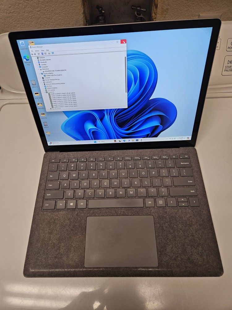 Microsoft Surface Laptop 13.3" Touchscreen Intel I5-1035G7 10th Generation 