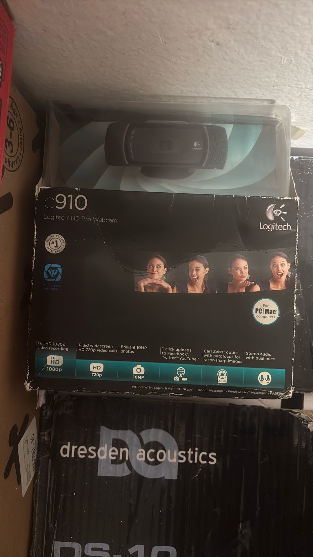 Logitech C910 Webcam