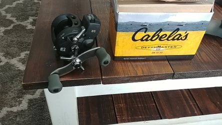 Fishing reel Cabellas depth master III-20