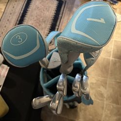 Golf clubs With Golf Balls