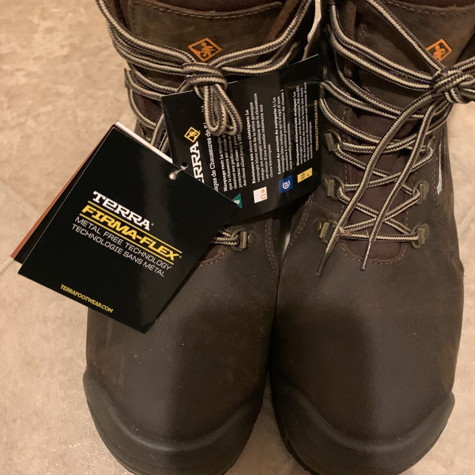 New  Metal Free Work Boots