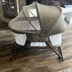 Baby Delight Bassinet