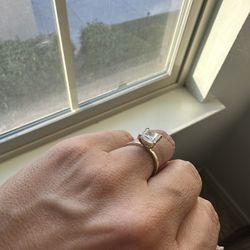 2 Carat Gold Solitaire Engagement Ring 
