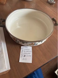 1266. Asta vintage Old Amsterdam 10 inch casserole dish $25.00 firm