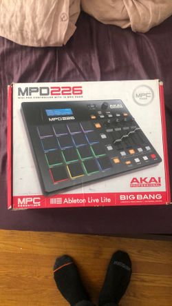Akai MPD 226 Beat Pad