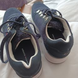 Vendo Unos Tenis Tommy