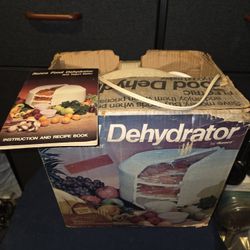 Vintage Dehydrater Yogurt Maker