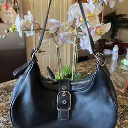 Vintage coach soho hobo leather
