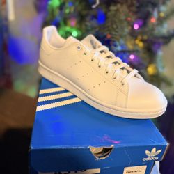 Men’s Adidas Size 11