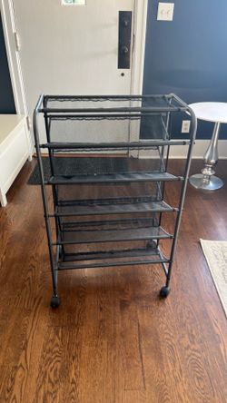 Lightweight rolling shoe rack