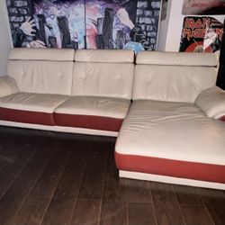 LEATHER VINTAGE COUCH