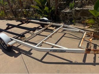 Jet ski trailer