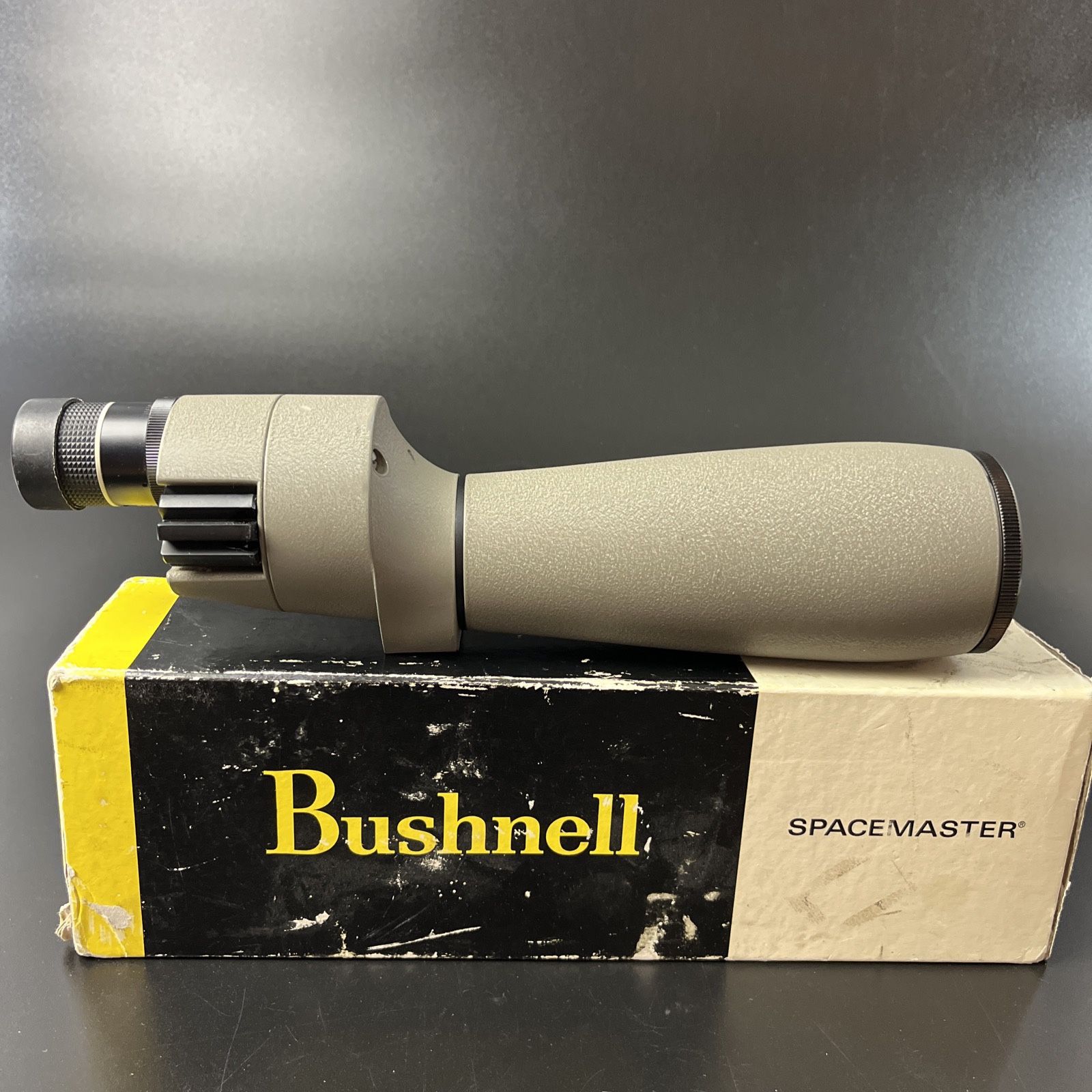 Bushnell Spacemaster II Spotting Target Scope Telescope 20X to 45X W/Box 60 MM