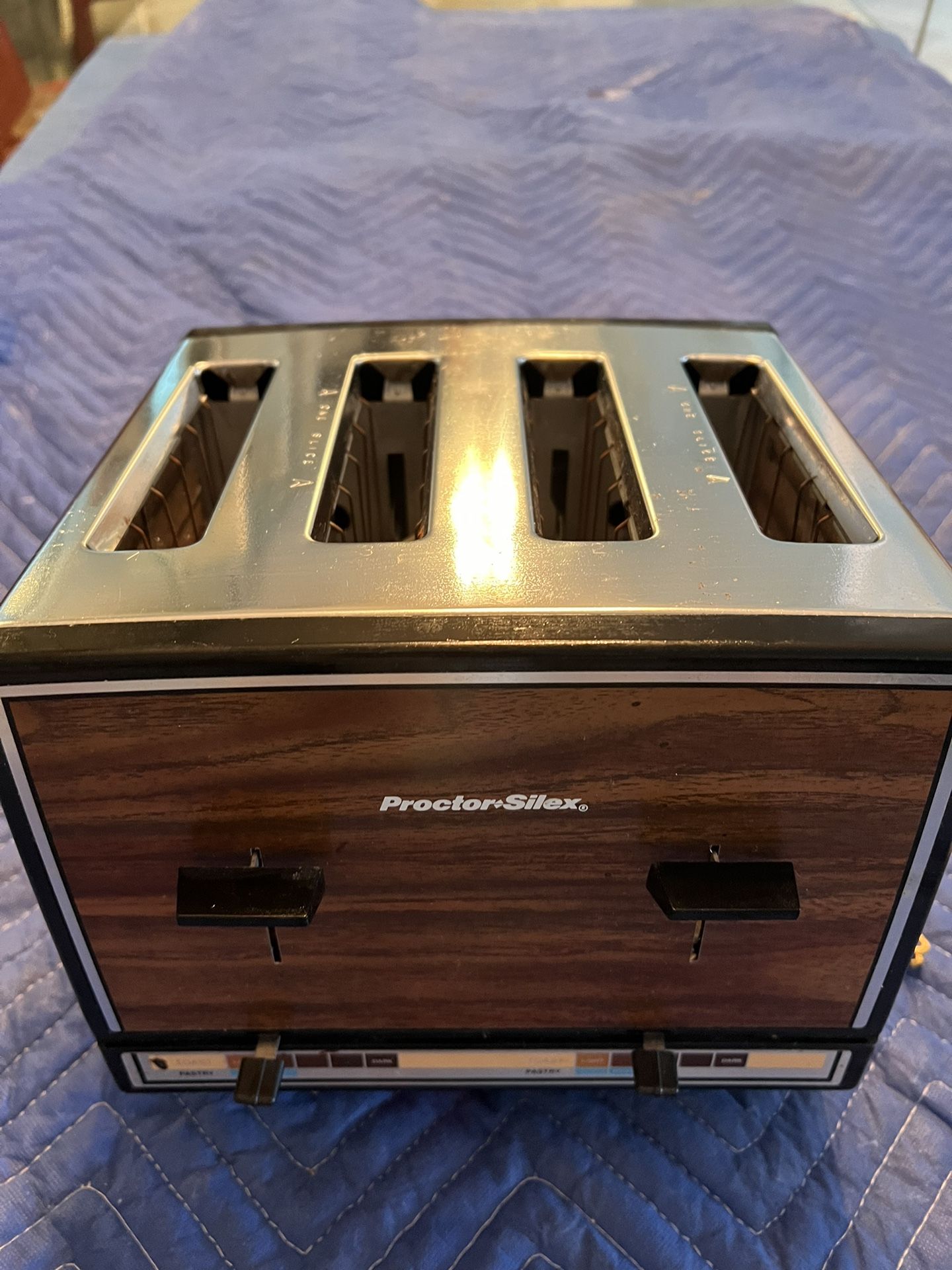 1970's Vintage - Proctor Silex - 4 Slice TOASTER
