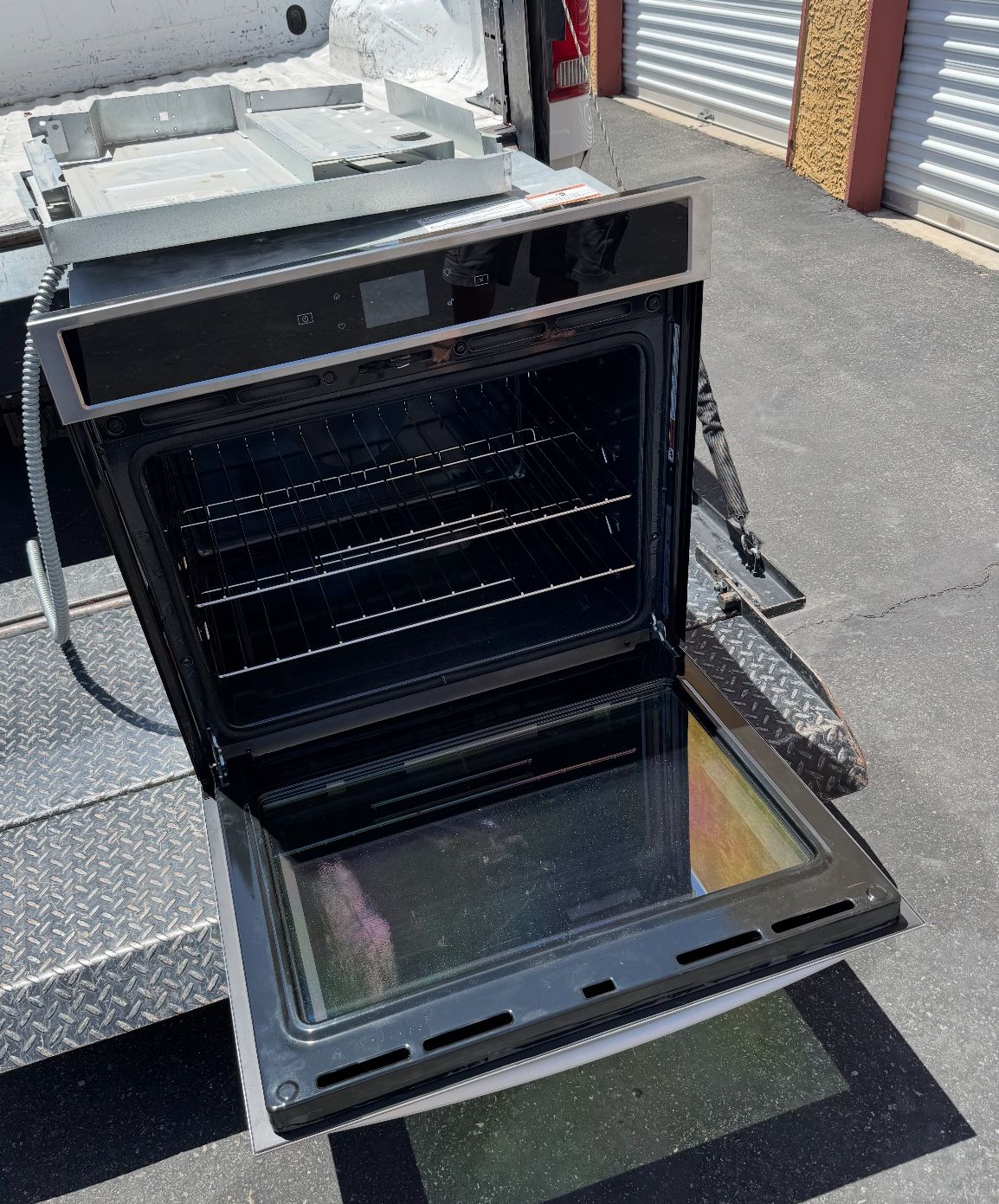 Whirlpool Single Wall Oven Appliance