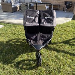 BOB Revolution Flex Duallie (Double Jogging Stroller) & Attachment (Food & Drink Tray)  