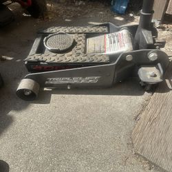 Powerbuilt 4000 Lb Triple Lift Floor Jack