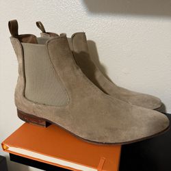Aldo Tan Suede Size 9 Boots 