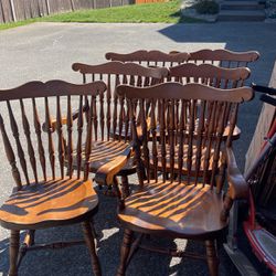 Beautiful Antique Chairs And Table 