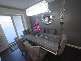 Beautiful grey-silver dining table set of six!!
