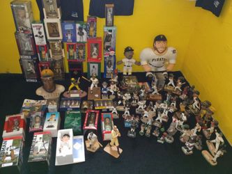 Pittsburgh pirates and penguins bobbleheads and figures