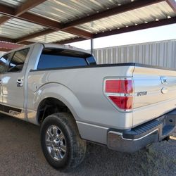 Tailgate 2011 Ford F-150 Truck