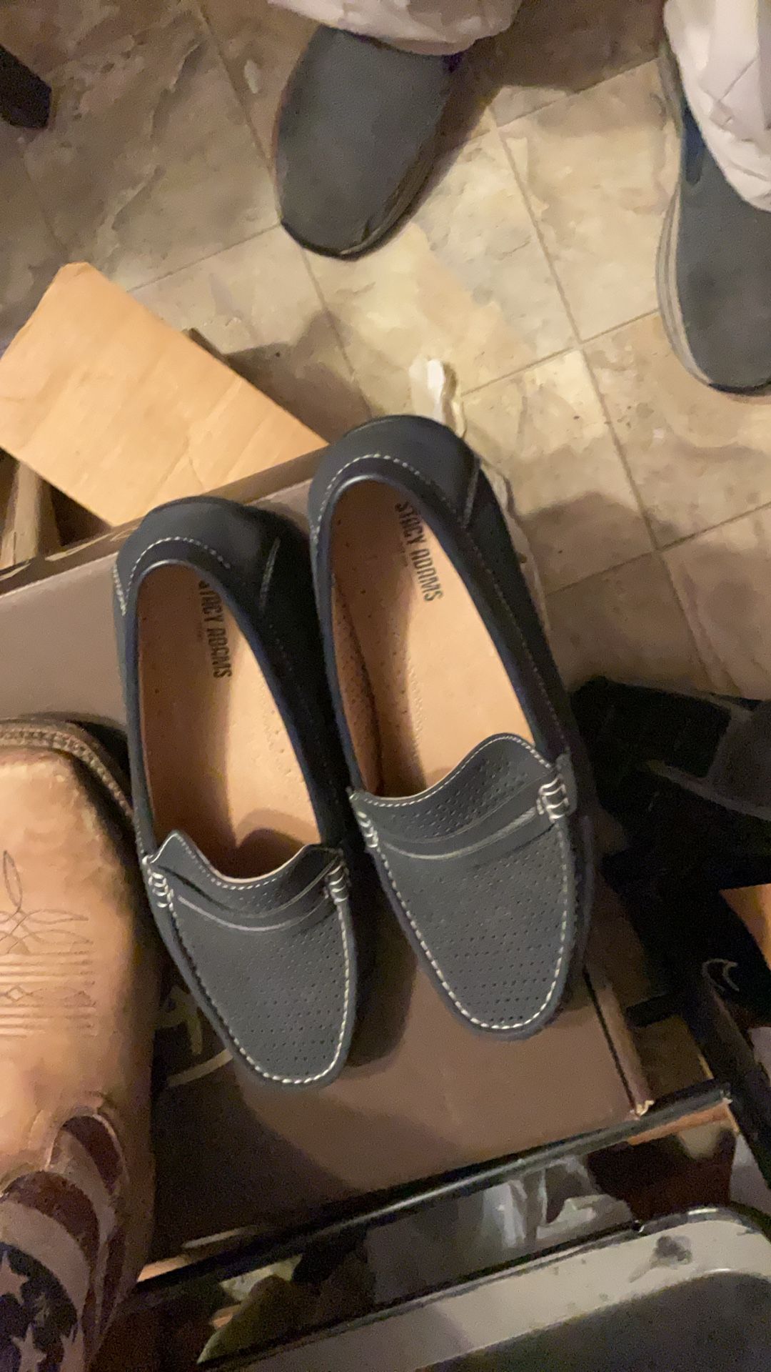 New stacy adams mens 8.5 wide