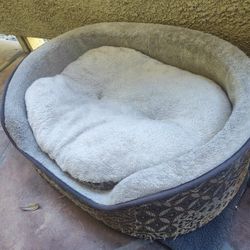 Dog Bed $25 With Extra Items