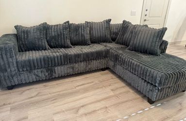 (NEW IN BOX)- Comfy Dark Grey Sectional With Pillows Finance Available $54 down pmt only!!👑