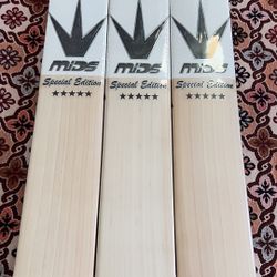 Mids Special Edition 5 Star English Willow Cricket Bat - White Sticker