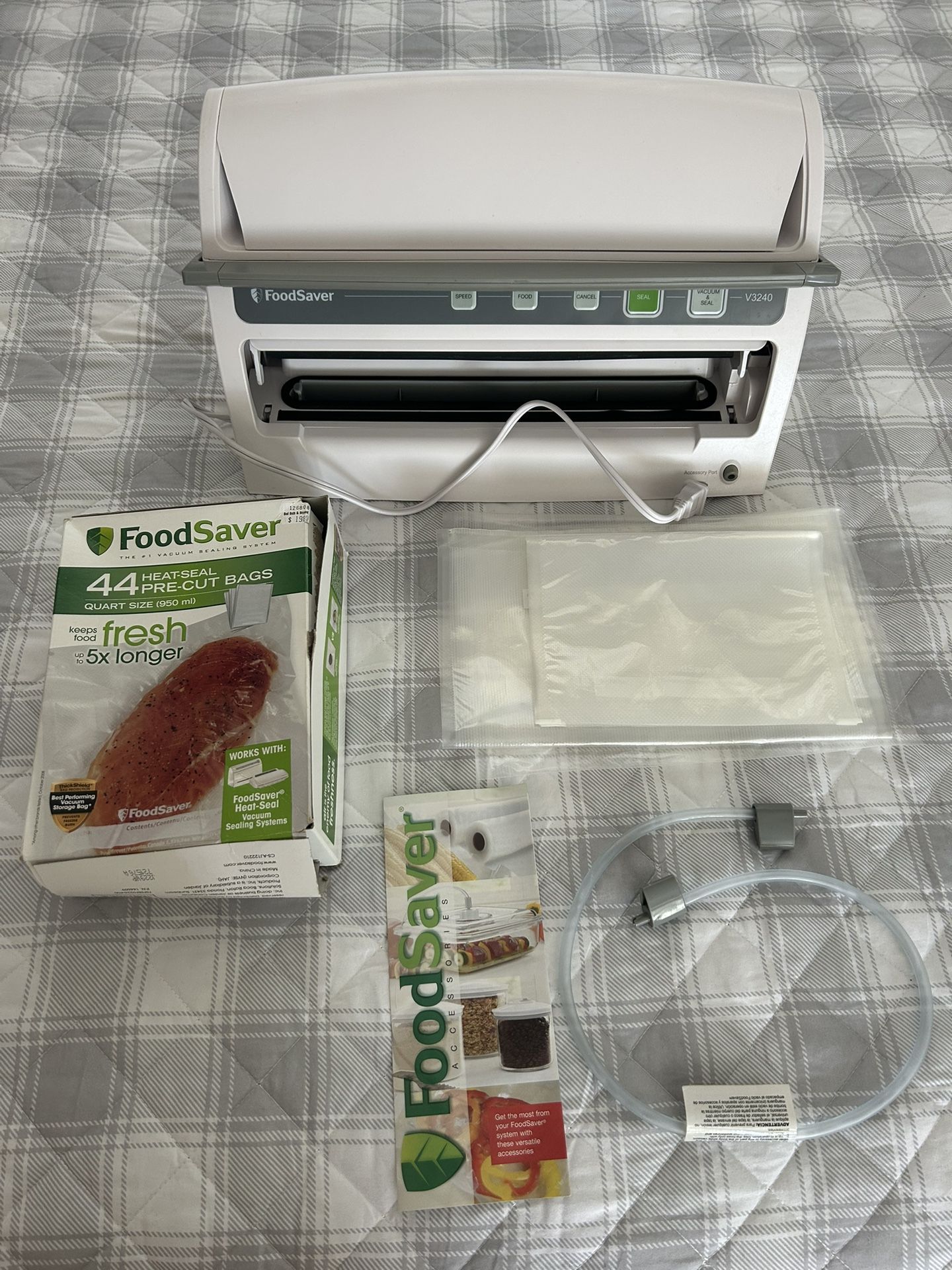 Food saver vacuum $35 Firm