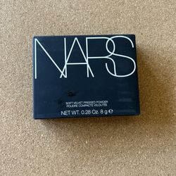Nars SOFT VELVET PRESSED POWDER