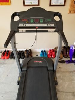 Proform 2500 Treadmill for Sale in Fort Wayne IN OfferUp