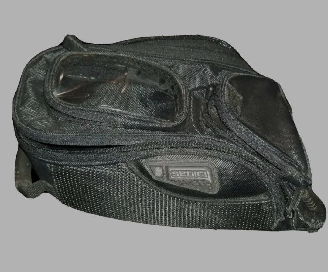 Sedici Magnetic Tank Bag