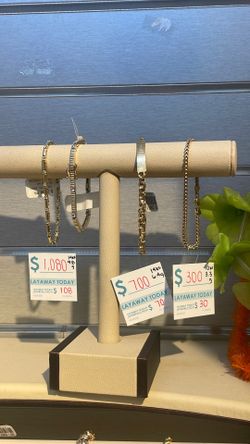 Women’s bracelets