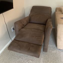 Fully Electric Reclining Sofa Chair - Like New